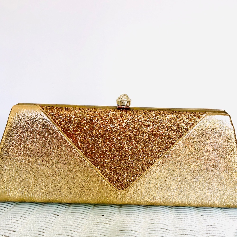 Nieman Marcus VTG 70s Gold Metallic Lame glitter Chain handle clutch